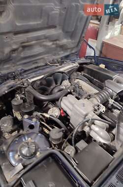 Седан BMW 7 Series 1987 в 