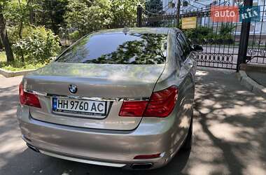 Седан BMW 7 Series 2011 в 