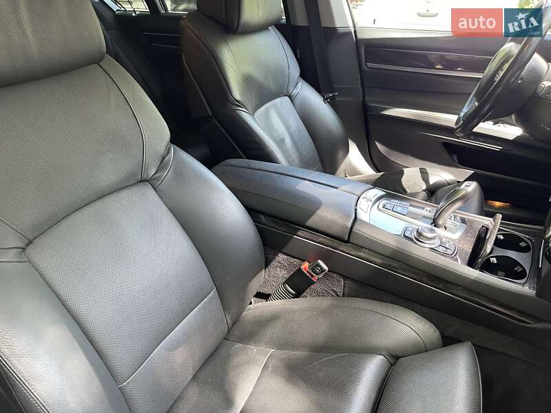 Седан BMW 7 Series 2011 в Одесі фото 31 Седан BMW 7 Series 2011 в Одесі