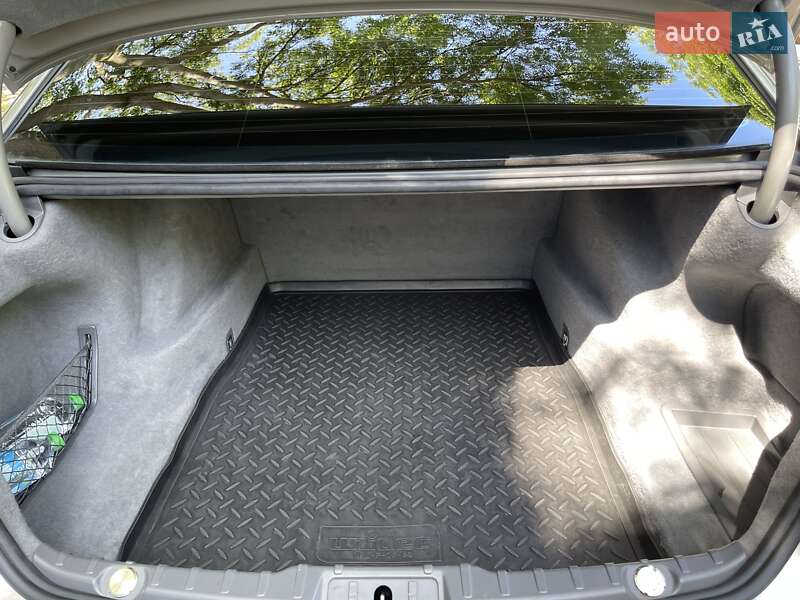 Седан BMW 7 Series 2011 в Одесі фото 41 Седан BMW 7 Series 2011 в Одесі