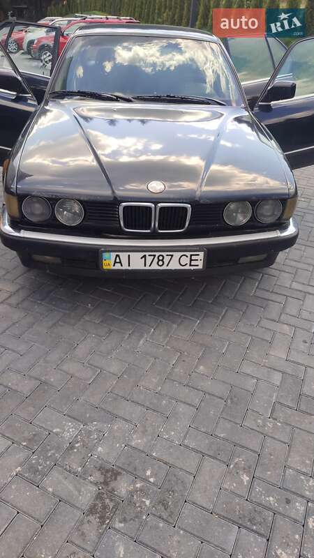 BMW 7 Series 1990