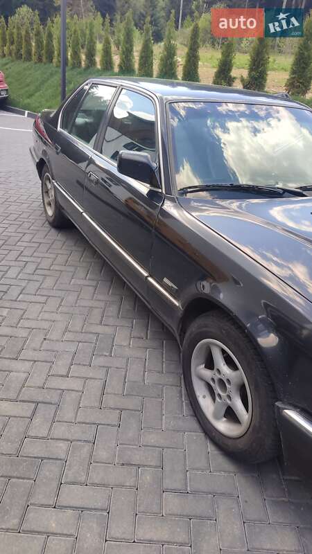 Седан BMW 7 Series 1990 в Бориславе фото 5 Седан BMW 7 Series 1990 в Бориславе
