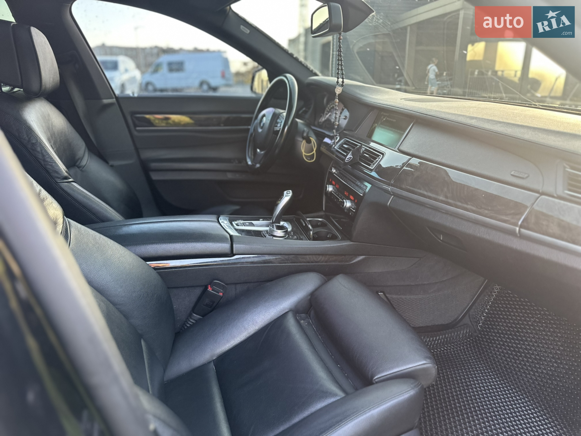 2012 BMW 7er - мініатюра 12