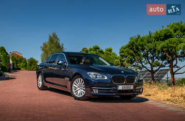 Седан BMW 7 Series 2012 в Черновцах
