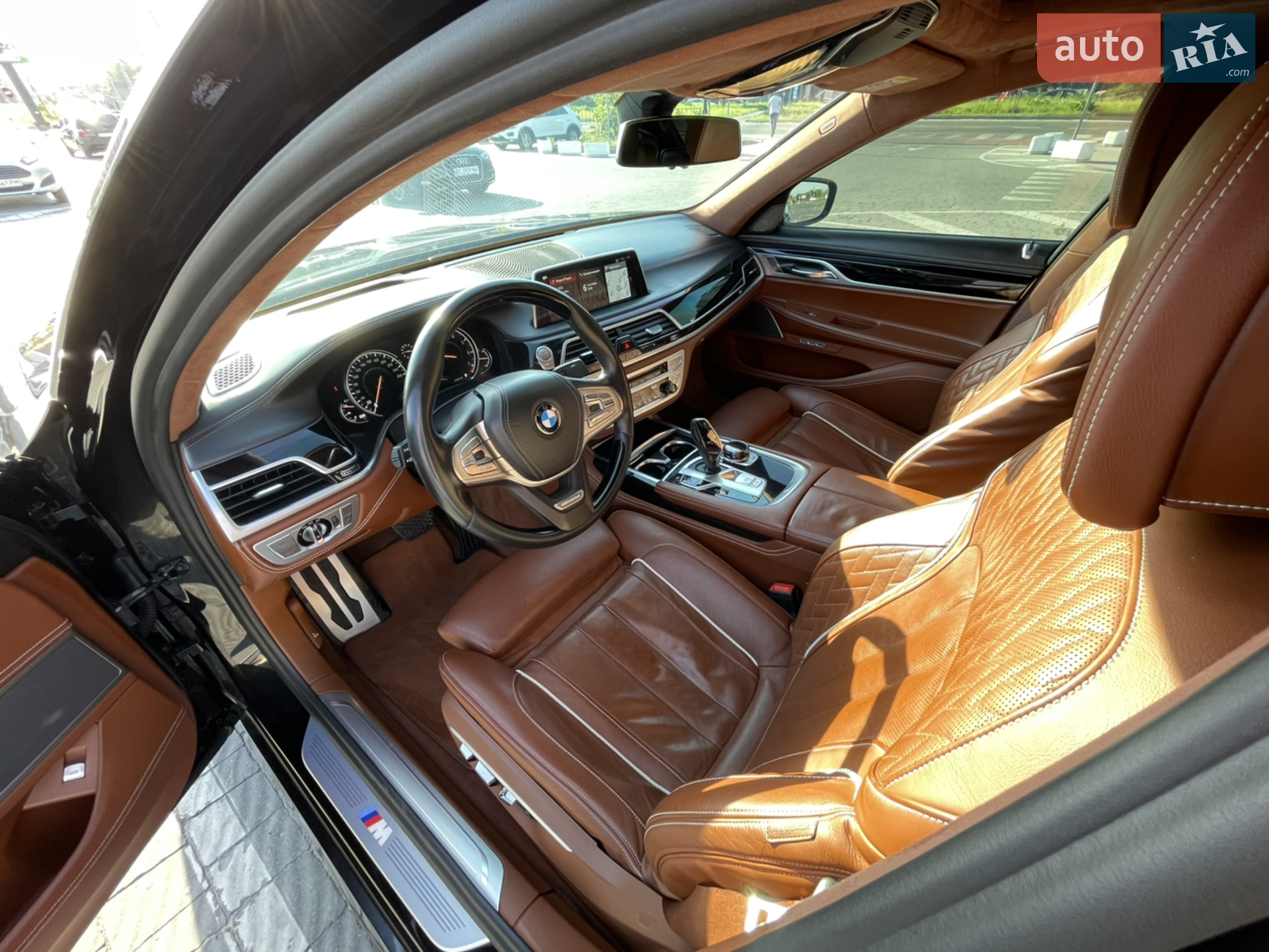 2017 BMW 7er - мініатюра 15