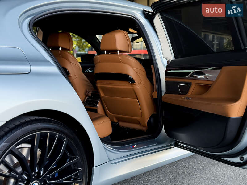Седан BMW 7 Series 2017 в Києві