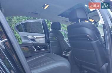 Седан BMW 7 Series 2022 в 
