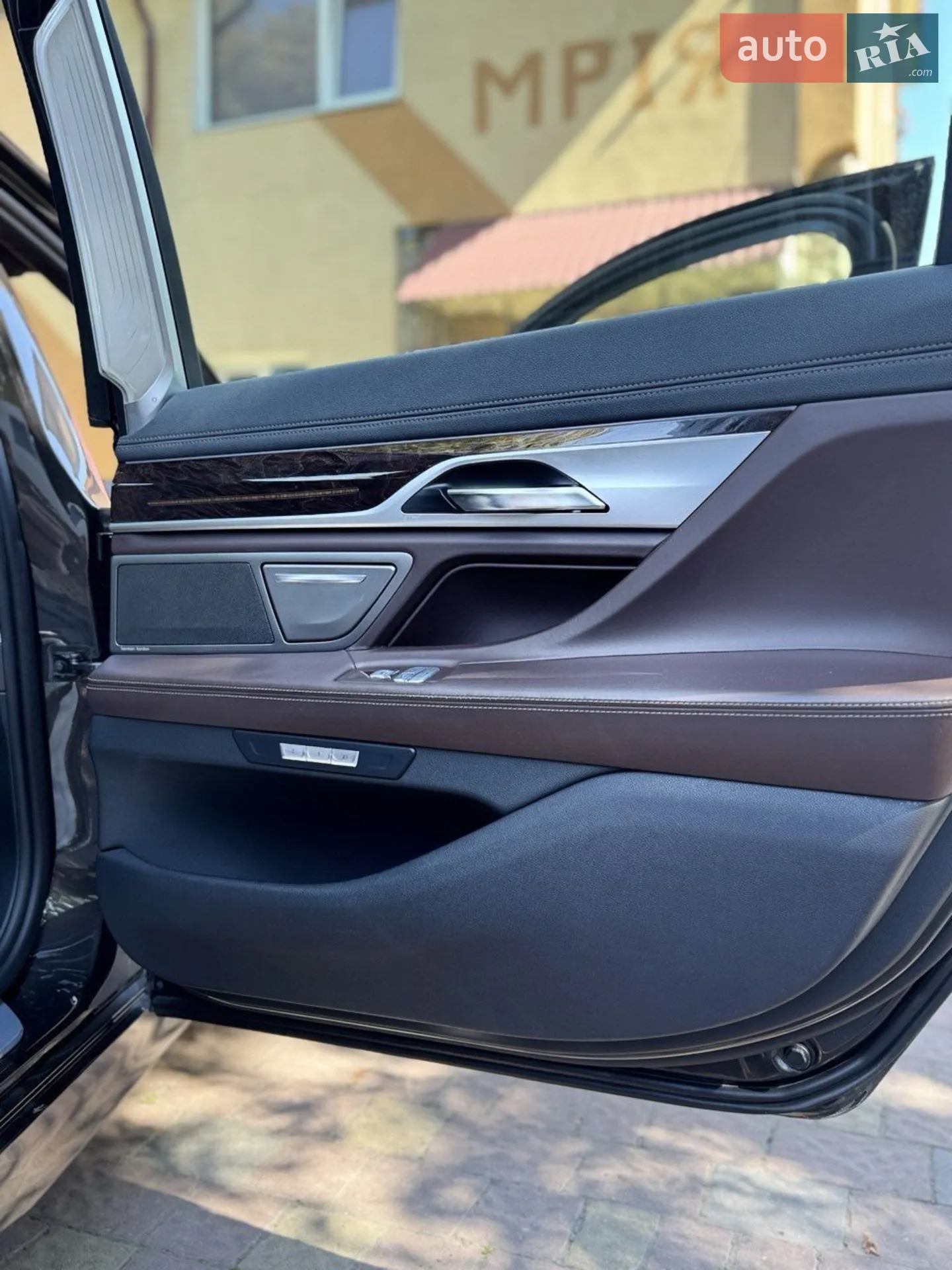 2017 BMW 7er - мініатюра 12