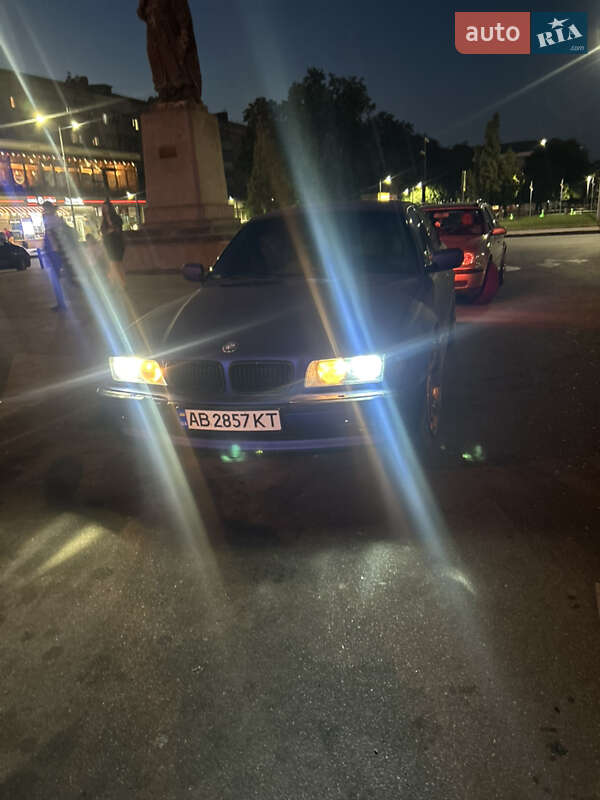 BMW 7 Series 1995