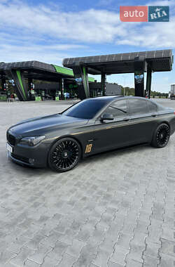 Седан BMW 7 Series 2011 в Виннице
