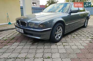 Седан BMW 7 Series 2000 в Ужгороде