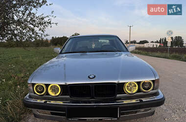 Седан BMW 7 Series 1989 в Красилове
