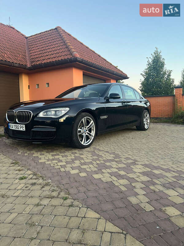 Седан BMW 7 Series 2015 в Києві