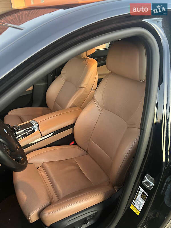 Седан BMW 7 Series 2015 в Києві