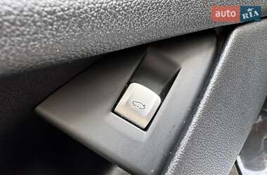 Седан BMW 7 Series 2015 в 