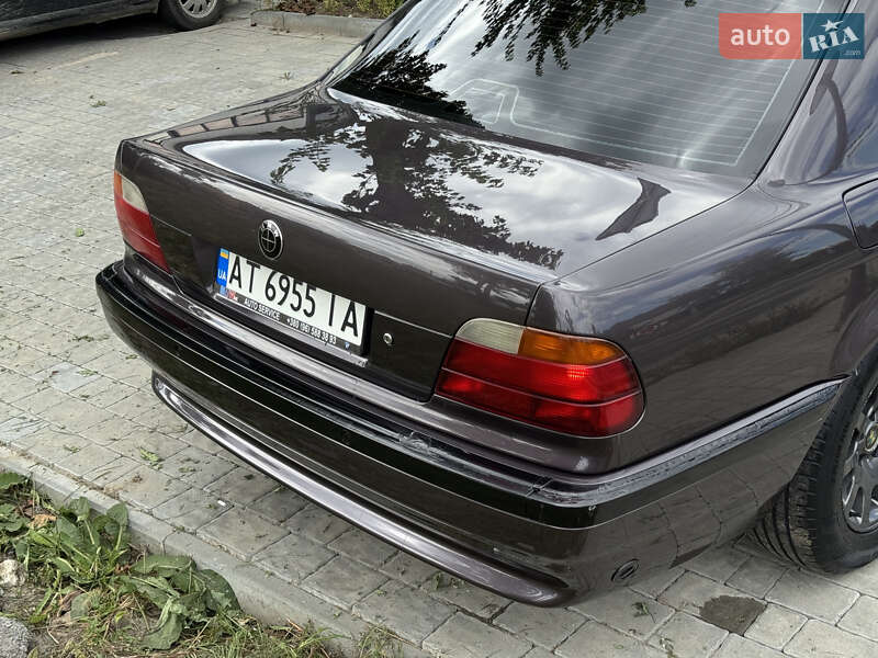 Седан BMW 7 Series 1995 в Івано-Франківську