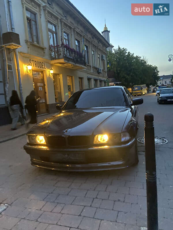 Седан BMW 7 Series 1995 в Івано-Франківську