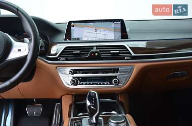 Седан BMW 7 Series 2022 в 