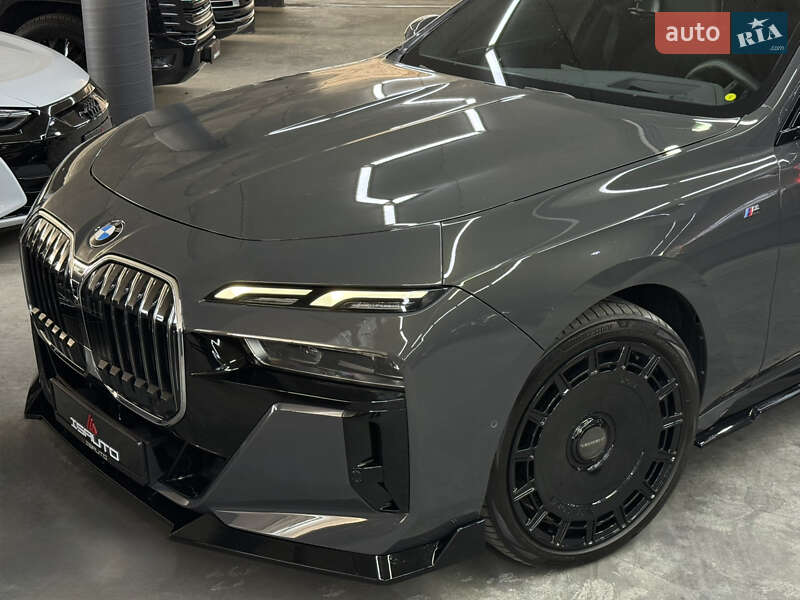 Седан BMW 7 Series 2023 в Одессе