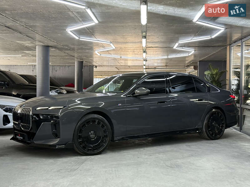 Седан BMW 7 Series 2023 в Одессе