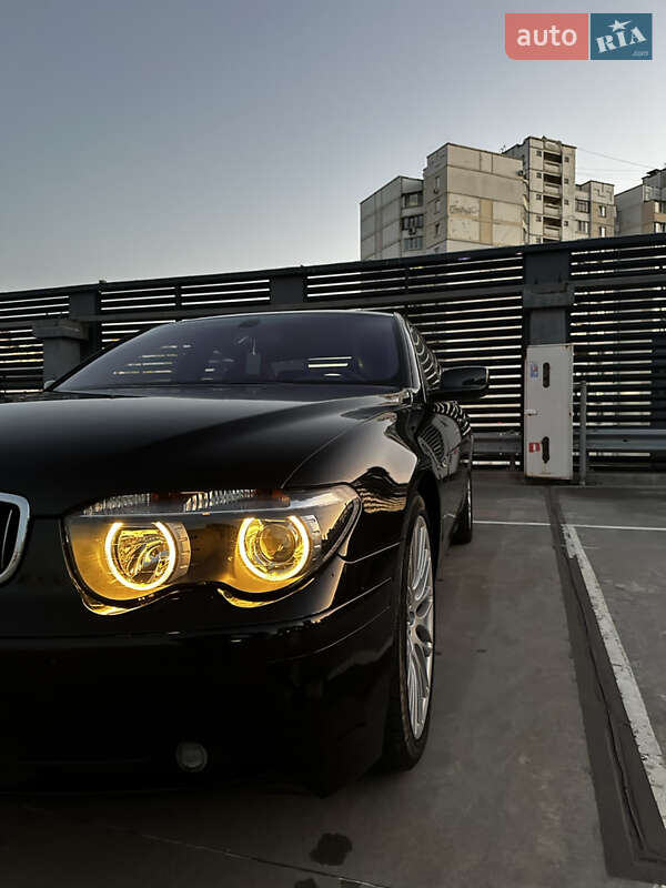 Седан BMW 7 Series 2003 в Киеве
