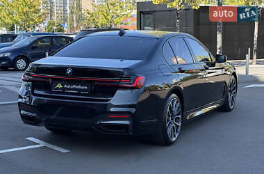 Седан BMW 7 Series 2022 в 