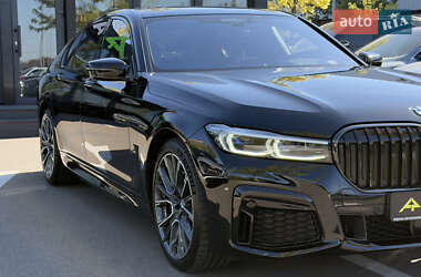 Седан BMW 7 Series 2022 в 
