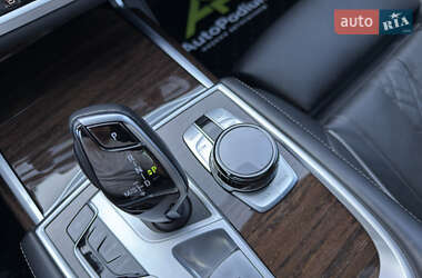 Седан BMW 7 Series 2022 в 