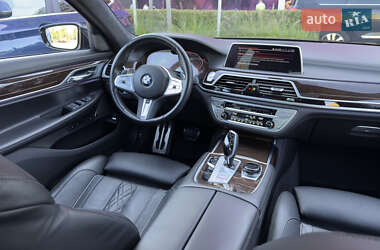 Седан BMW 7 Series 2022 в 
