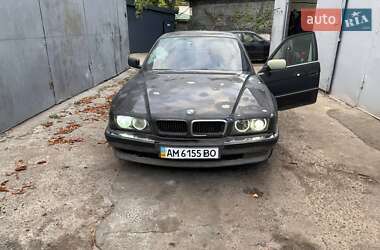 Седан BMW 7 Series 1995 в Киеве