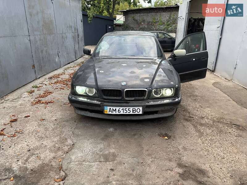 Седан BMW 7 Series 1995 в Києві