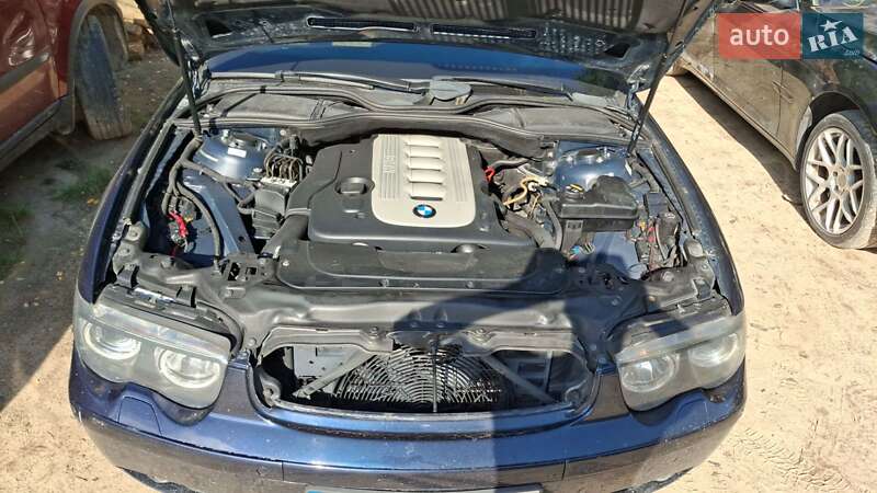 Седан BMW 7 Series 2003 в Львове