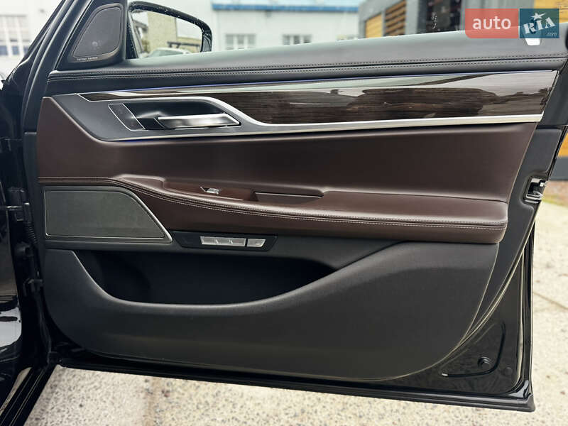 Седан BMW 7 Series 2016 в Житомирі фото 82 Седан BMW 7 Series 2016 в Житомирі