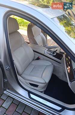Седан BMW 7 Series 2010 в 