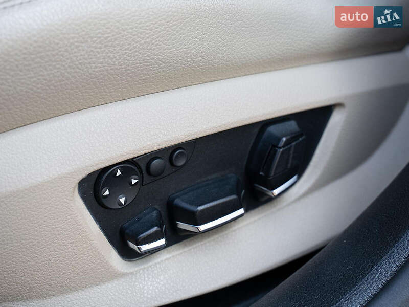 Седан BMW 7 Series 2009 в Одесі