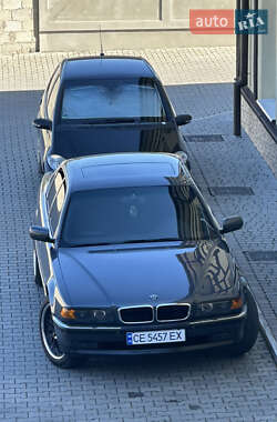 Седан BMW 7 Series 2000 в Чернівцях