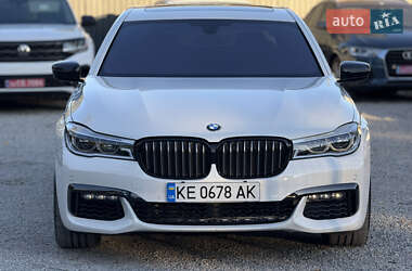 Седан BMW 7 Series 2015 в Новомосковске