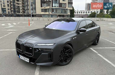 Седан BMW 7 Series 2024 в Киеве
