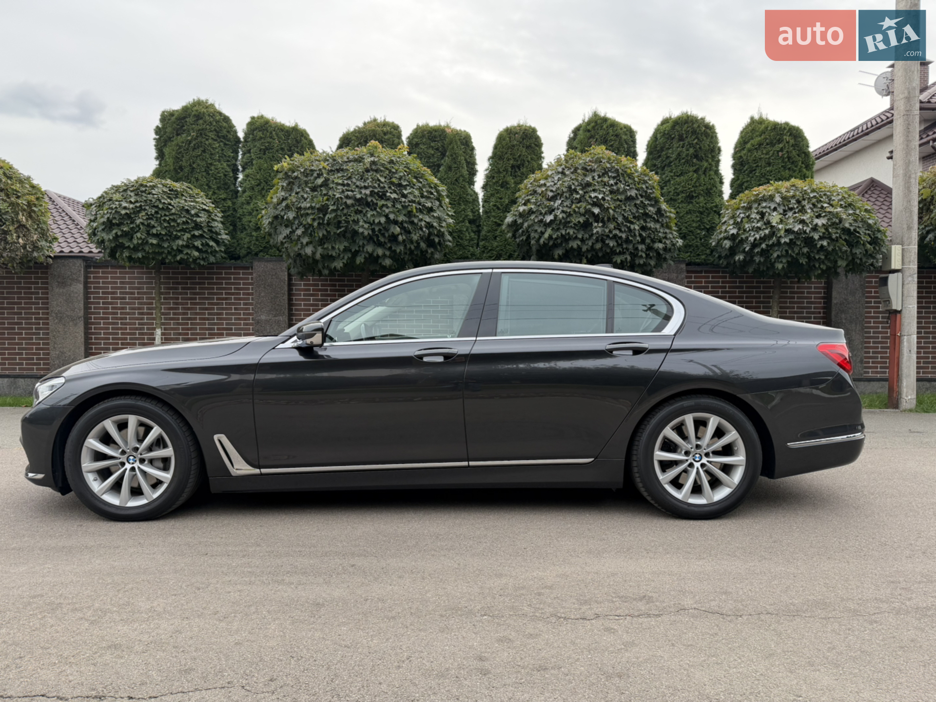 2017 BMW 7er - мініатюра 31
