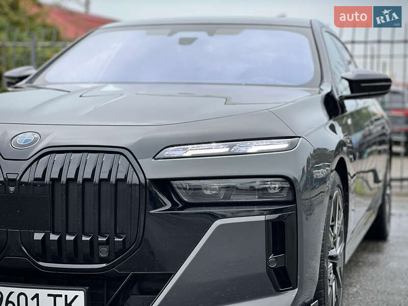 Седан BMW 7 Series 2023 в Києві фото 15 Седан BMW 7 Series 2023 в Києві