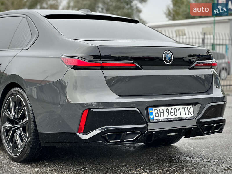 Седан BMW 7 Series 2023 в Києві фото 21 Седан BMW 7 Series 2023 в Києві