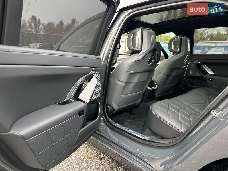 Седан BMW 7 Series 2023 в Києві фото 48 Седан BMW 7 Series 2023 в Києві