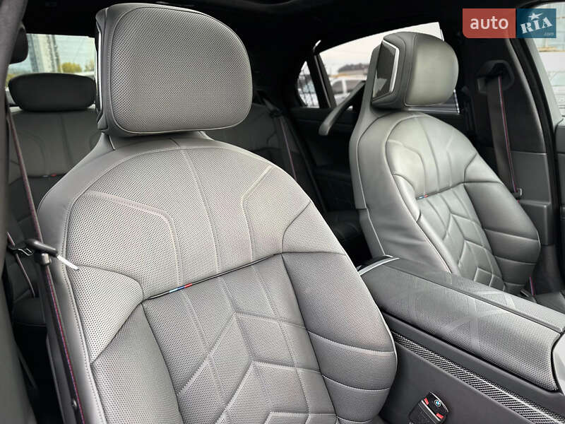 Седан BMW 7 Series 2023 в Києві фото 70 Седан BMW 7 Series 2023 в Києві