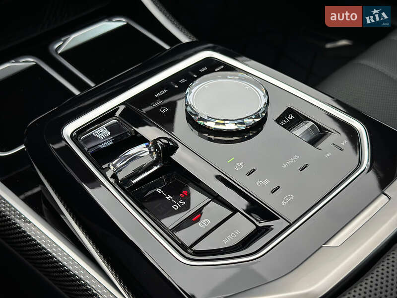 Седан BMW 7 Series 2023 в Києві фото 91 Седан BMW 7 Series 2023 в Києві