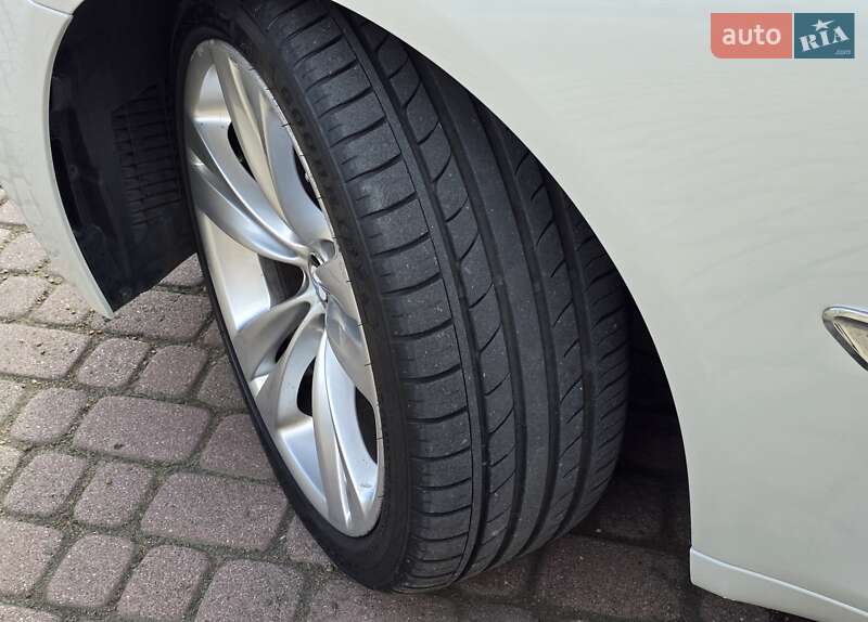 Седан BMW 7 Series 2014 в Мукачево