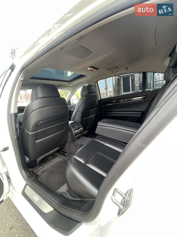 Седан BMW 7 Series 2010 в Киеве фото 16 Седан BMW 7 Series 2010 в Киеве