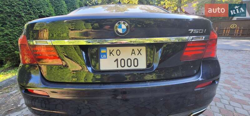 Седан BMW 7 Series 2013 в Трускавце