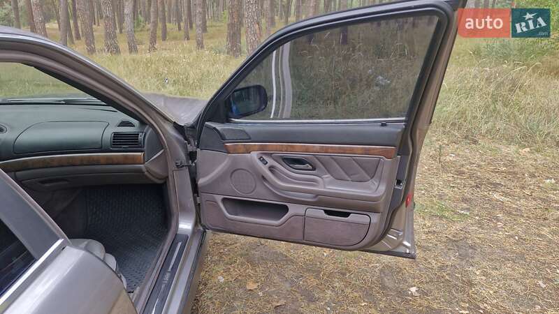 Седан BMW 7 Series 1999 в Ахтырке фото 25 Седан BMW 7 Series 1999 в Ахтырке