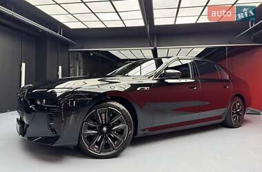 Седан BMW 7 Series 2025 в Виннице
