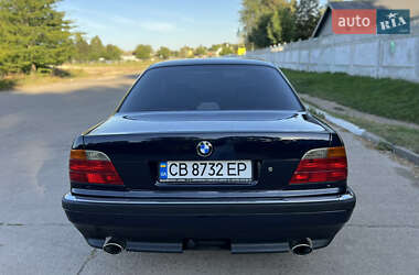 Седан BMW 7 Series 1998 в  фото 5 Седан BMW 7 Series 1998 в